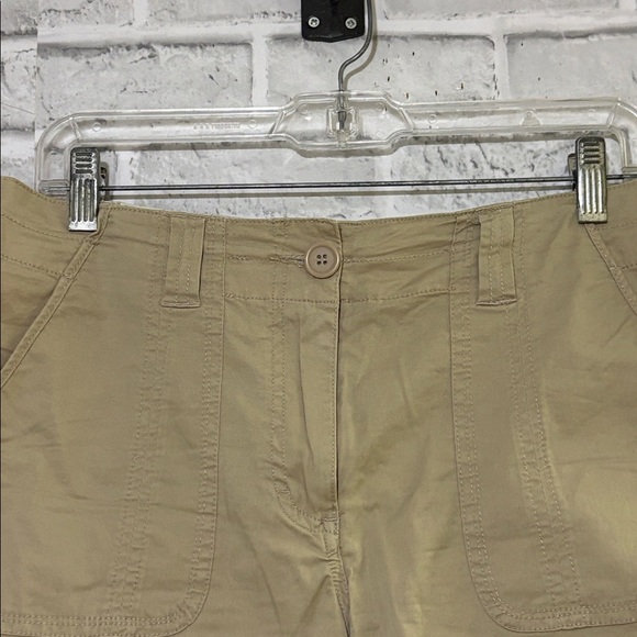 Denver Hayes women’s Vintage Beige rolled up Shorts, 10 x 10 - Picture 4 of 6